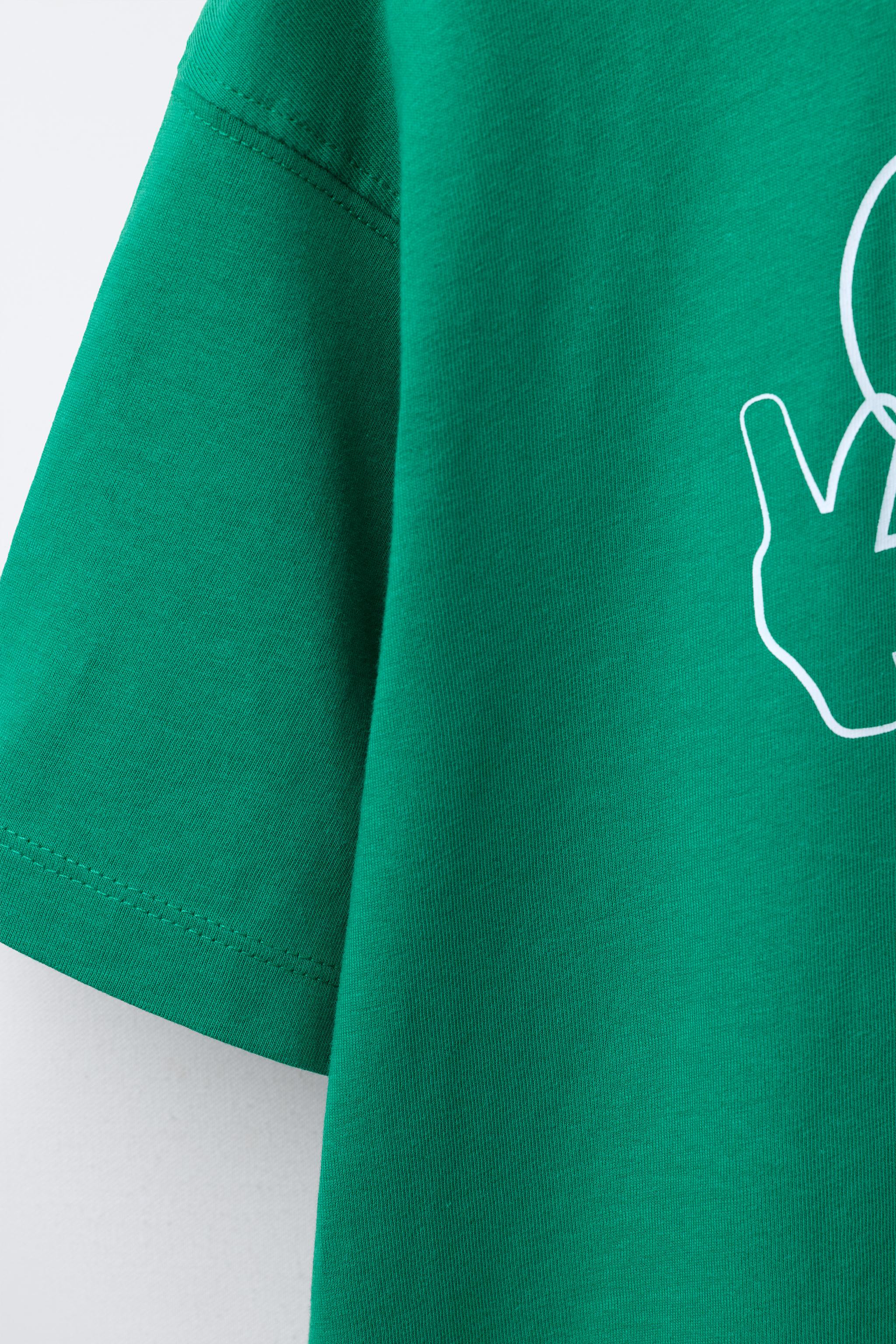 GRAFFITI PRINT T-SHIRT